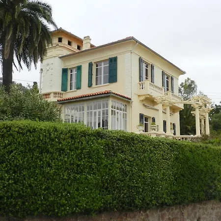 Maison Les Camélias * Le Trayas