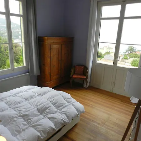 Maison Les Camelias بيت للعطل *